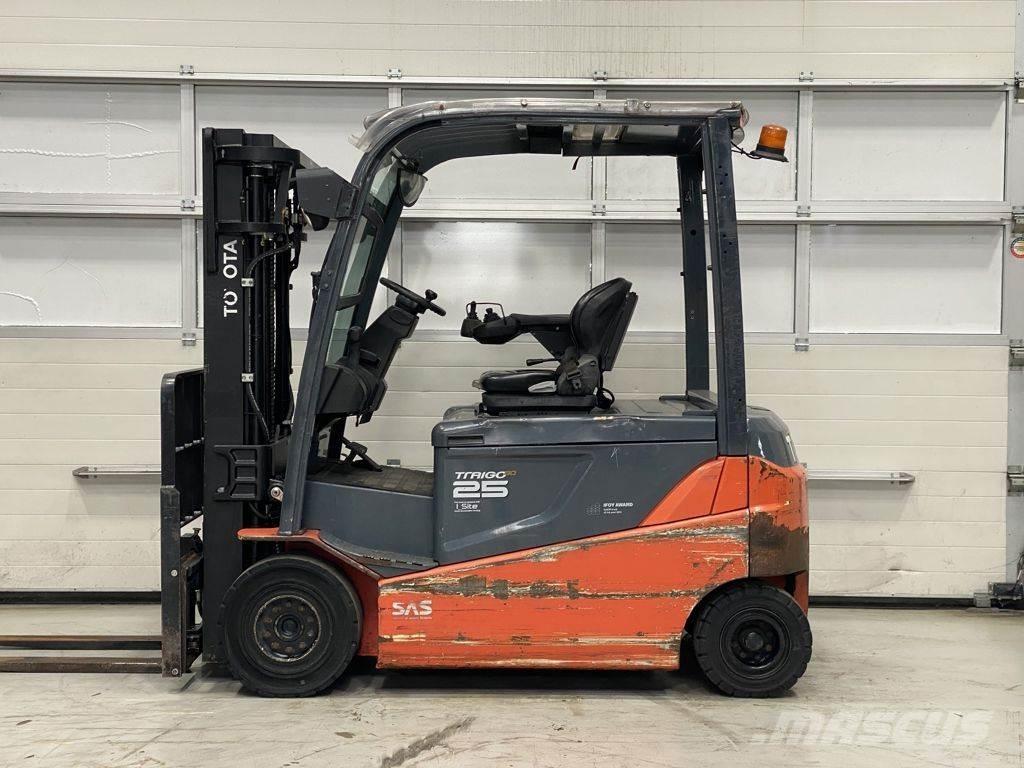 Toyota 8FBMT25 Elektrostapler