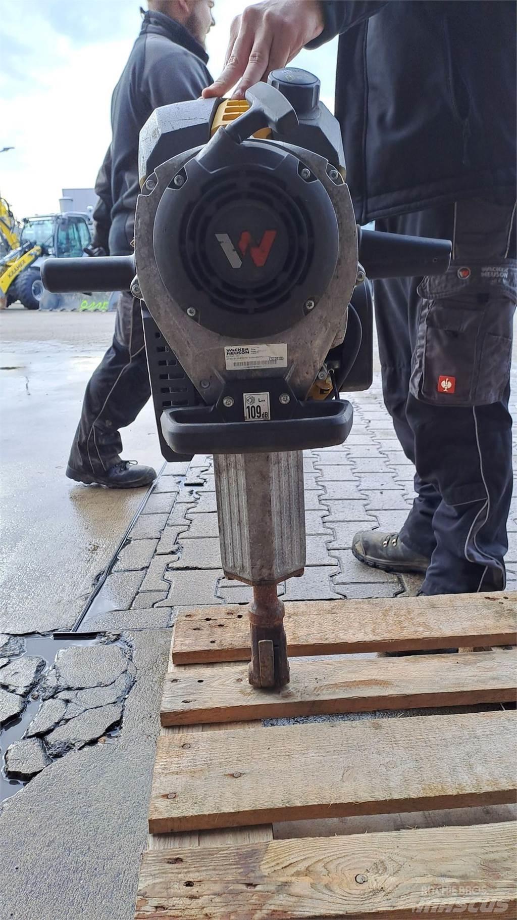 Wacker Neuson BH55 Stampfer