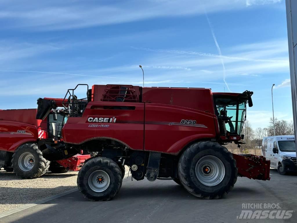 Case IH 8250 Mähdrescher