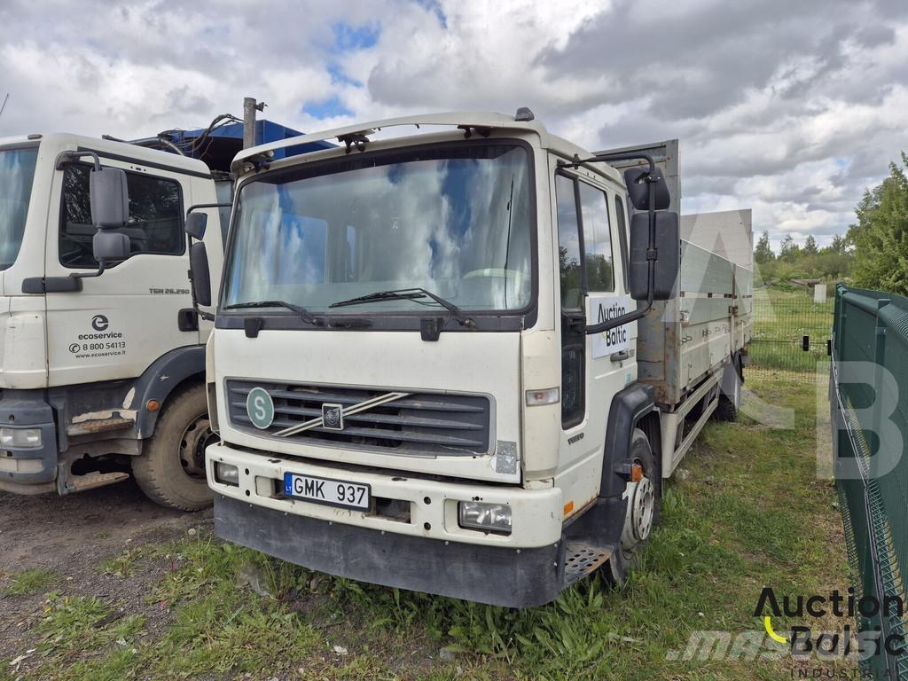 Volvo FL6 Pritschenwagen/Pritschenwagen mit Seitenklappe