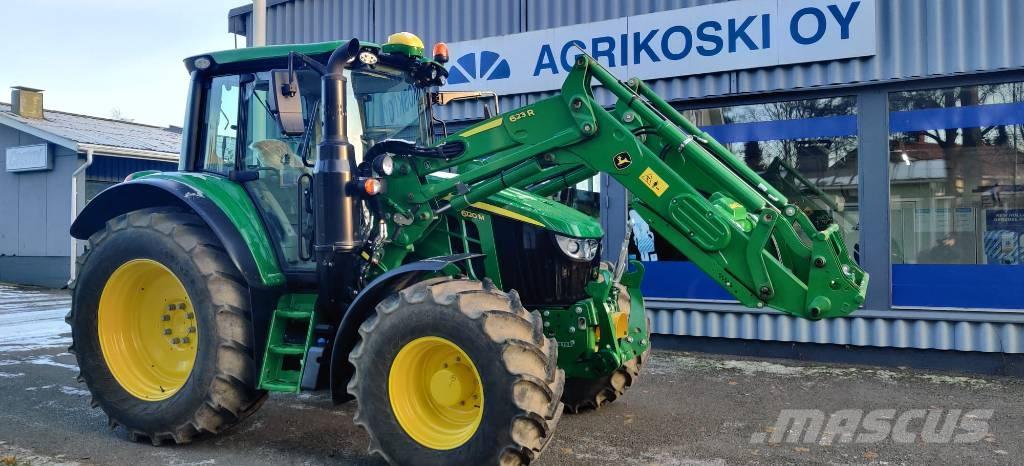 John Deere 6120 M Traktoren