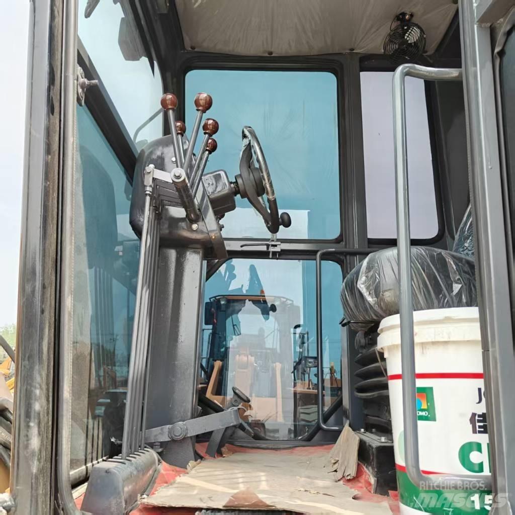 CAT 140 H Raupenbagger