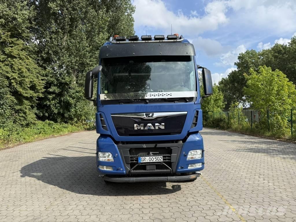 MAN TGX 33.500 Forsttransportfahrzeuge