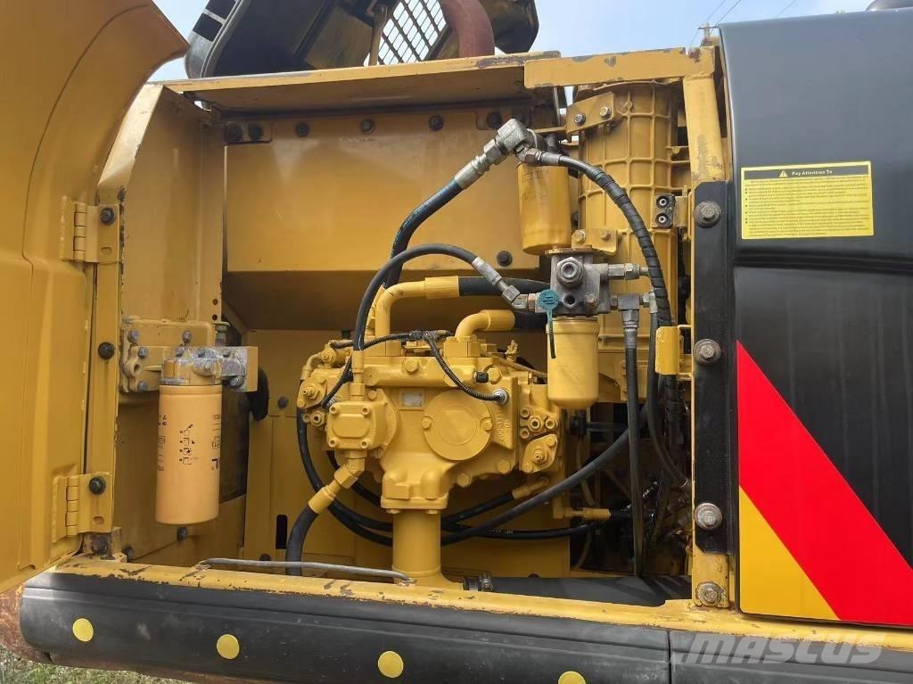 CAT 320d Raupenbagger