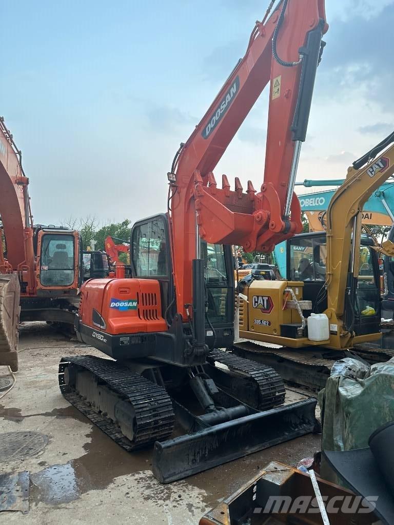 Doosan DX 60 Minibagger < 7t