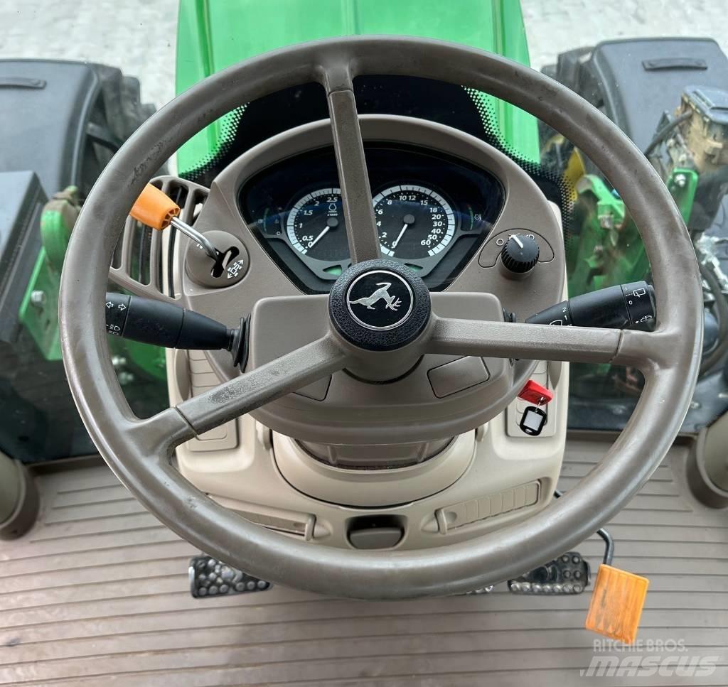 John Deere 6130 R Traktoren