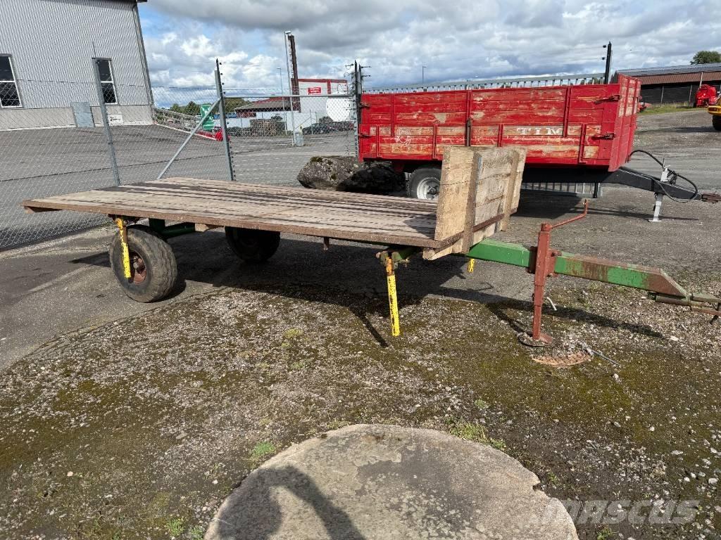  Skogskärra med flak Weitere Anhänger