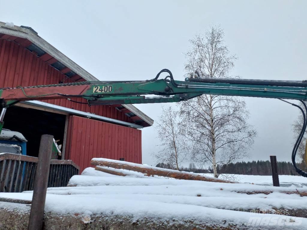 Kronos 2400 Krane und Lader
