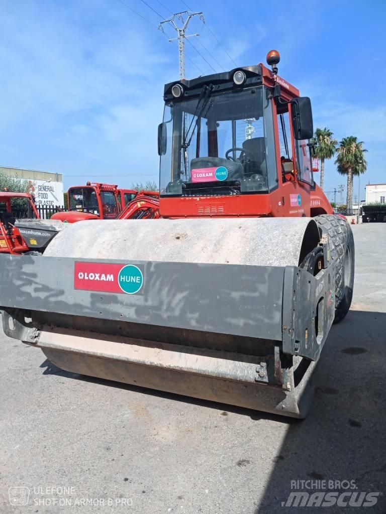 Bomag BW 211 D-4 Walzenzüge