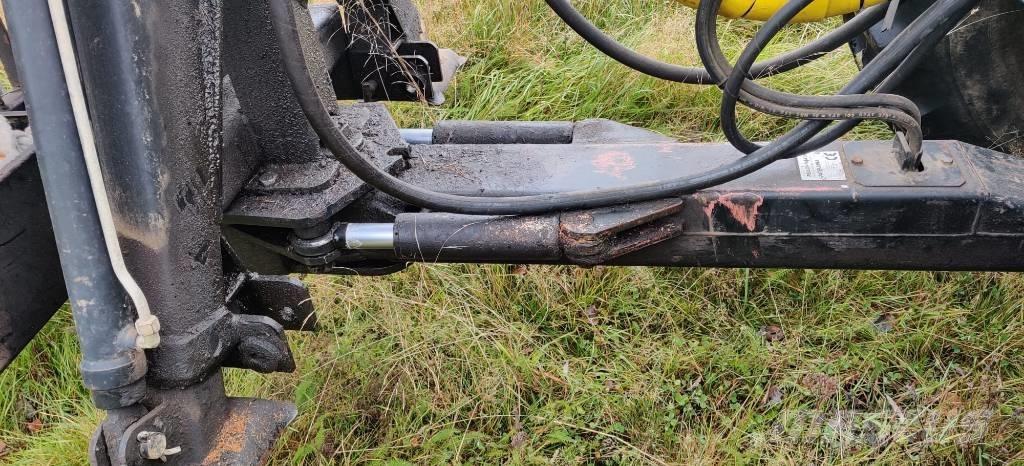 Patruuna 860 Krane und Lader