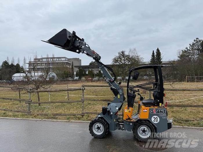 GiANT G1100 Radlader
