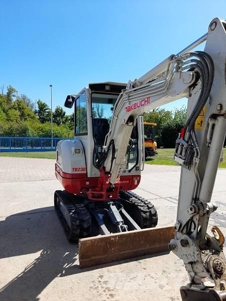 Takeuchi TB 230 Minibagger < 7t