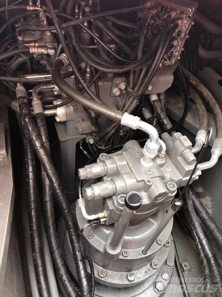Hitachi 240 Raupenbagger