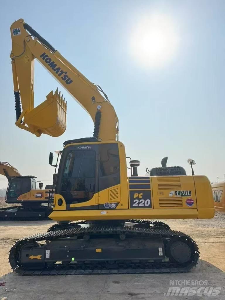Komatsu 220-8 Raupenbagger