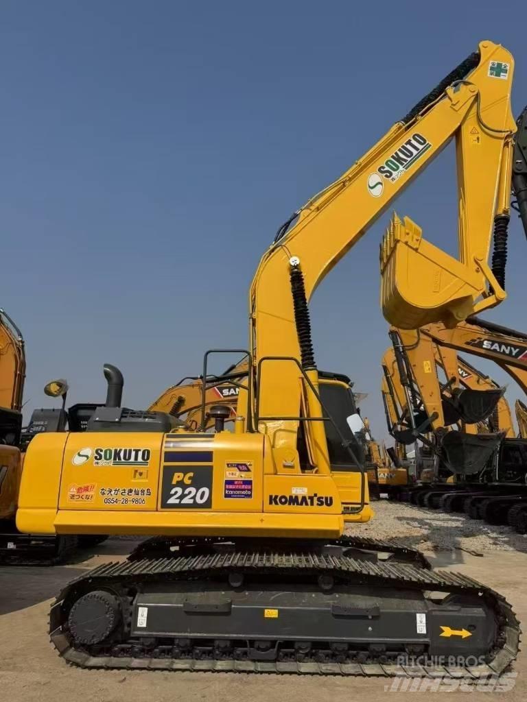 Komatsu 220-8 Raupenbagger