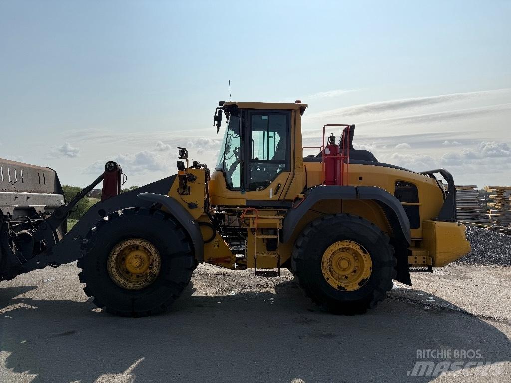 Volvo L 120 H Radlader