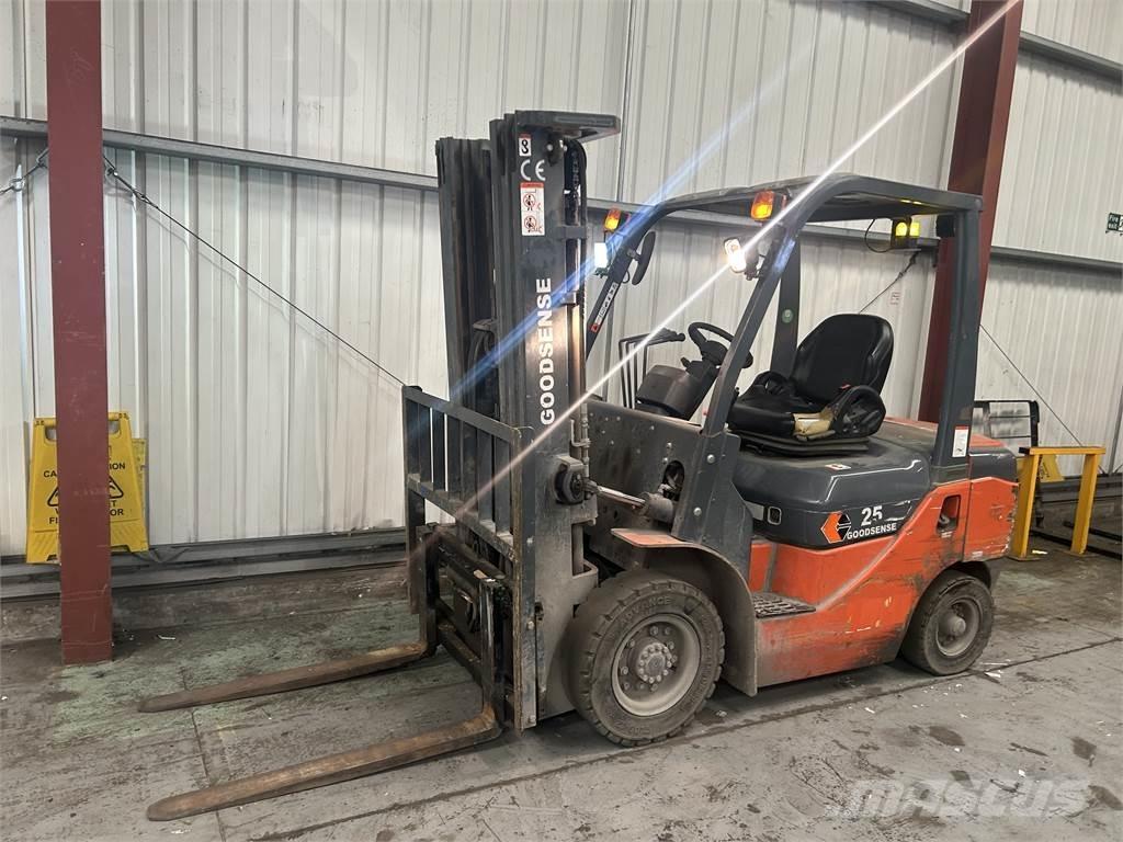  FD25 Dieselstapler