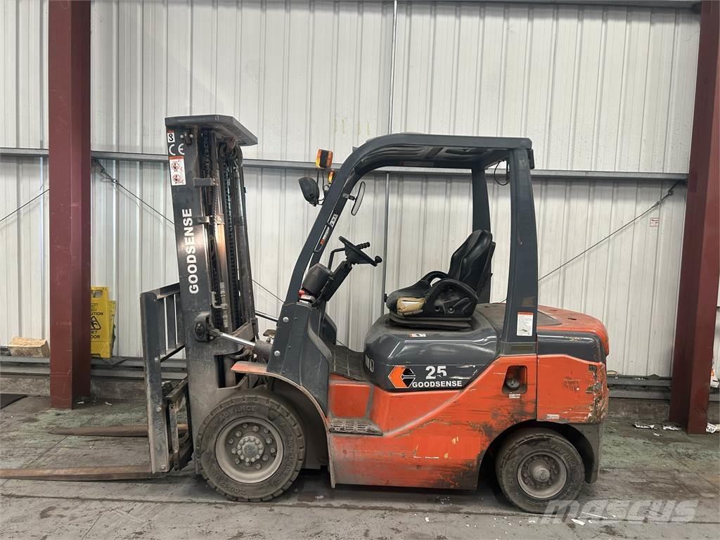  FD25 Dieselstapler