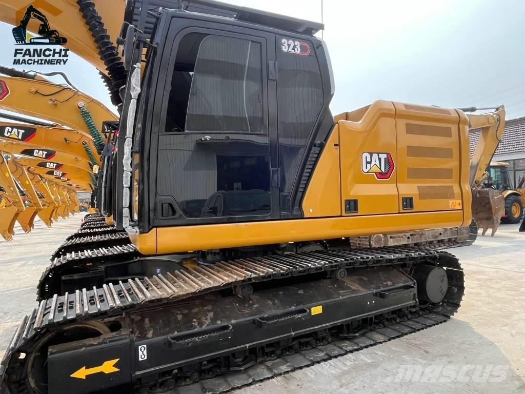 CAT 323 Raupenbagger