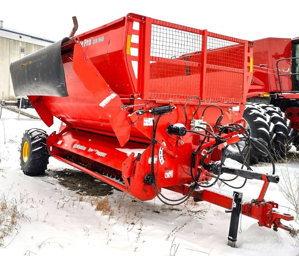 Highline CFR960 Ballenschredder, -schneider und -wickler