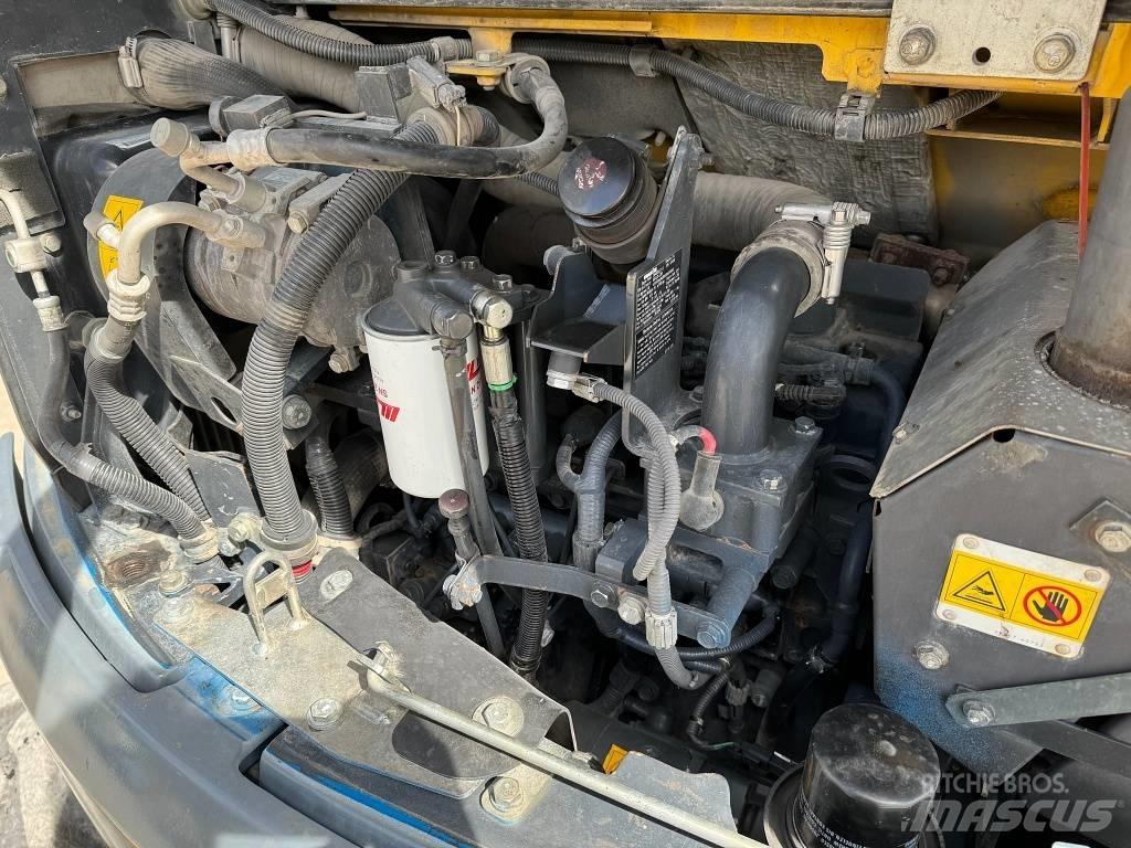 Komatsu PW 98 MR-8 Mobilbagger