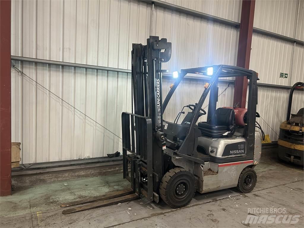 Nissan P1D1A18LQ Gasstapler