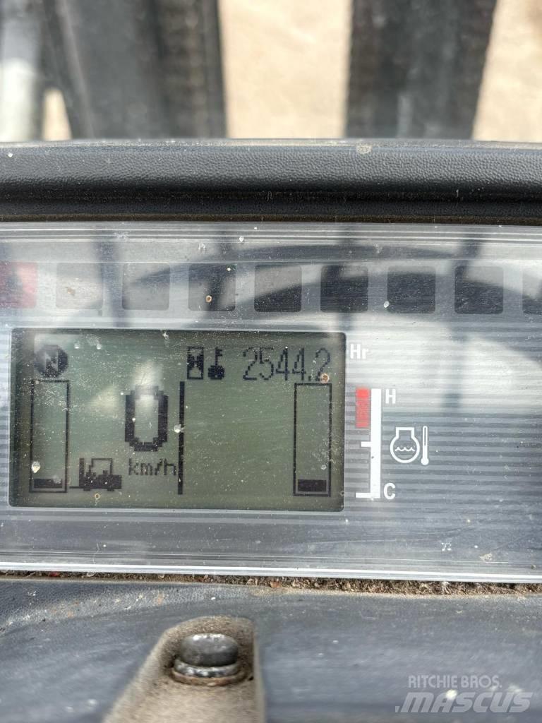 CAT DP 25 NT Dieselstapler