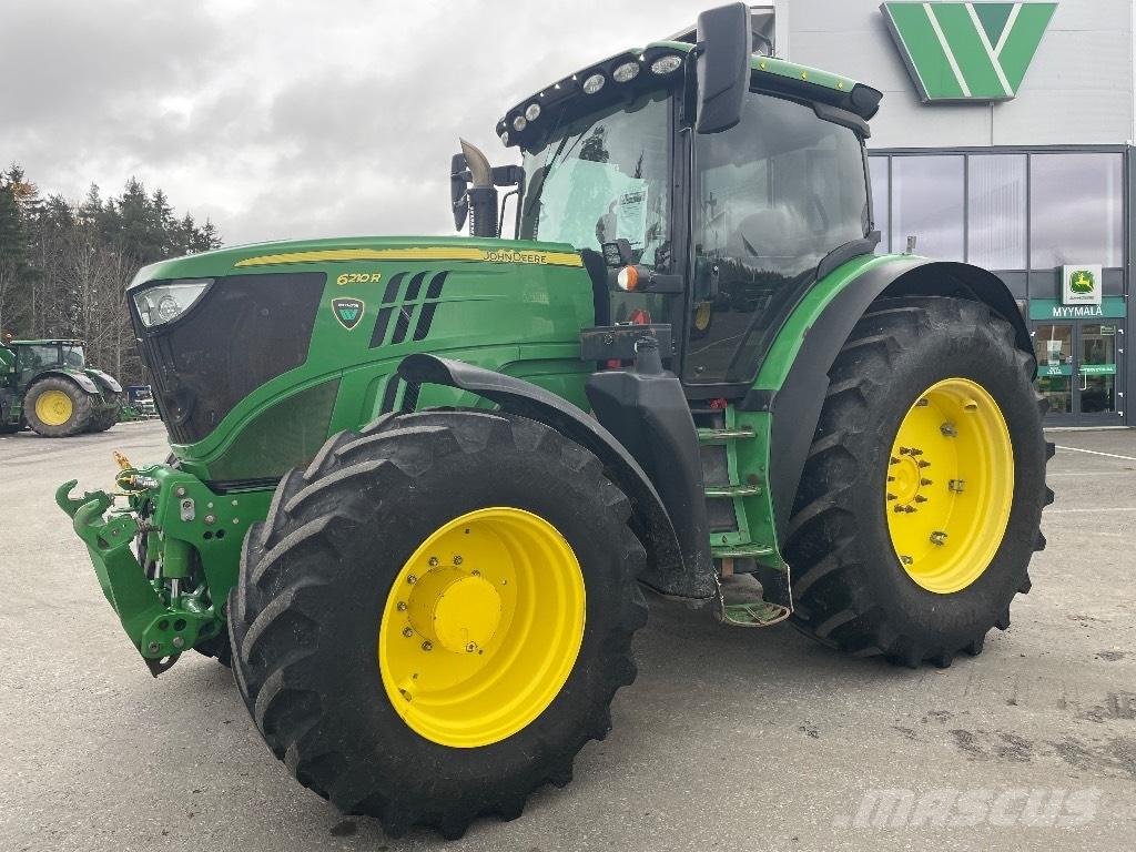 John Deere 6210 R Traktoren