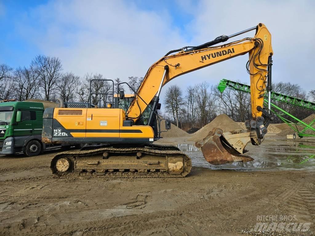 Hyundai HX 220 L Raupenbagger