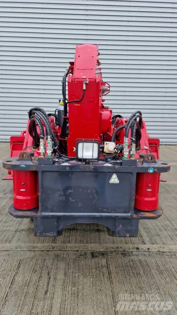 Unic URW-506 CDMER Minikrane