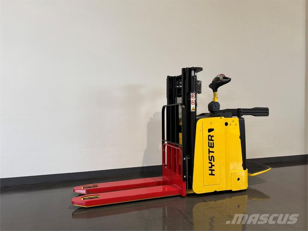 Hyster P2.0SD Selbstfahrstapler