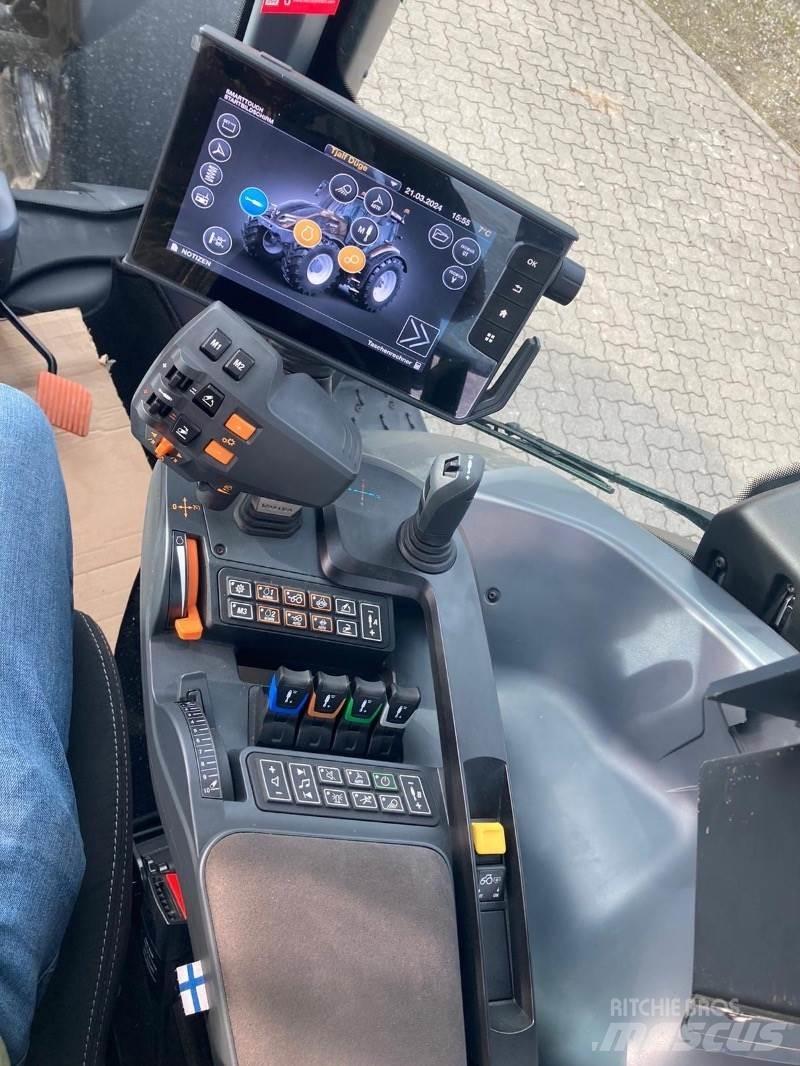 Valtra Q245 Traktoren