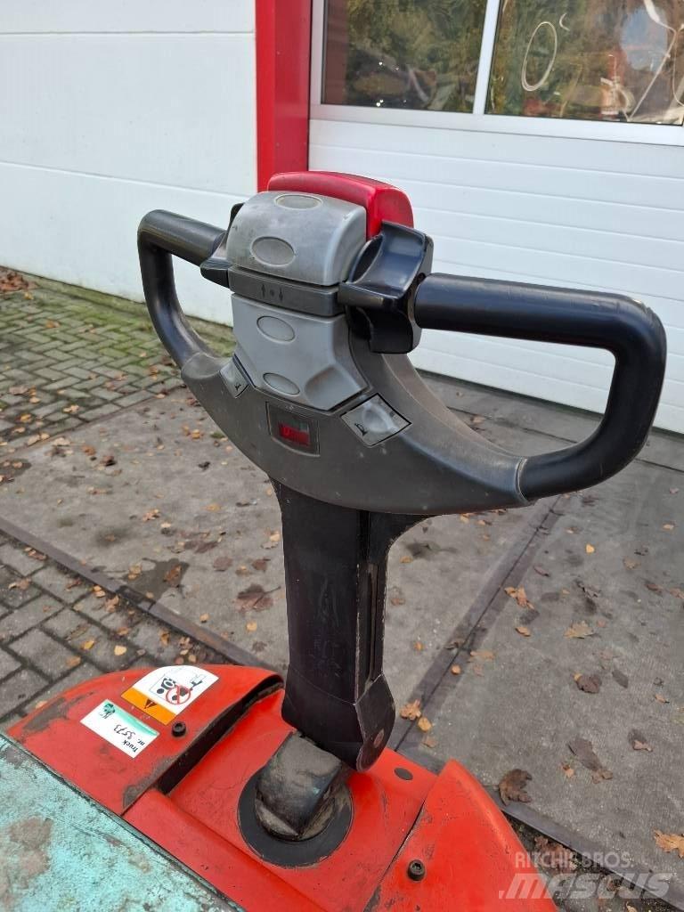 BT LWE200 Niedergabelstapler