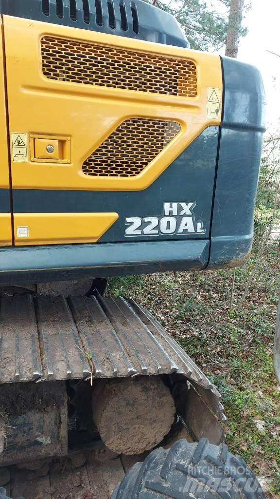 Hyundai HX220AL Raupenbagger