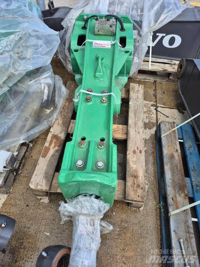 Montabert M 900 Hammer / Brecher