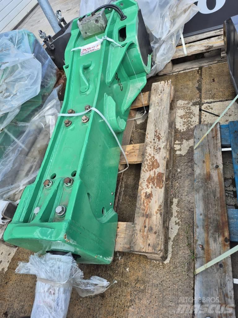 Montabert M 900 Hammer / Brecher