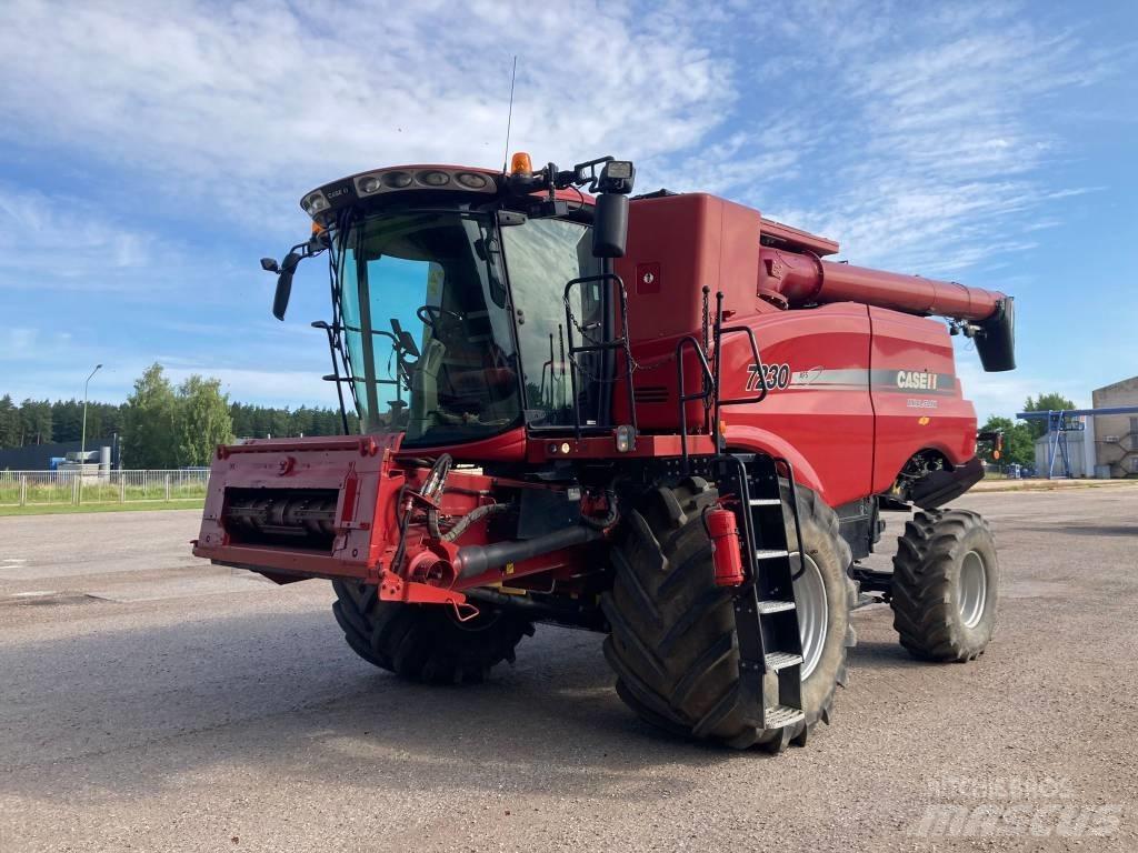 Case IH 7230 Mähdrescher