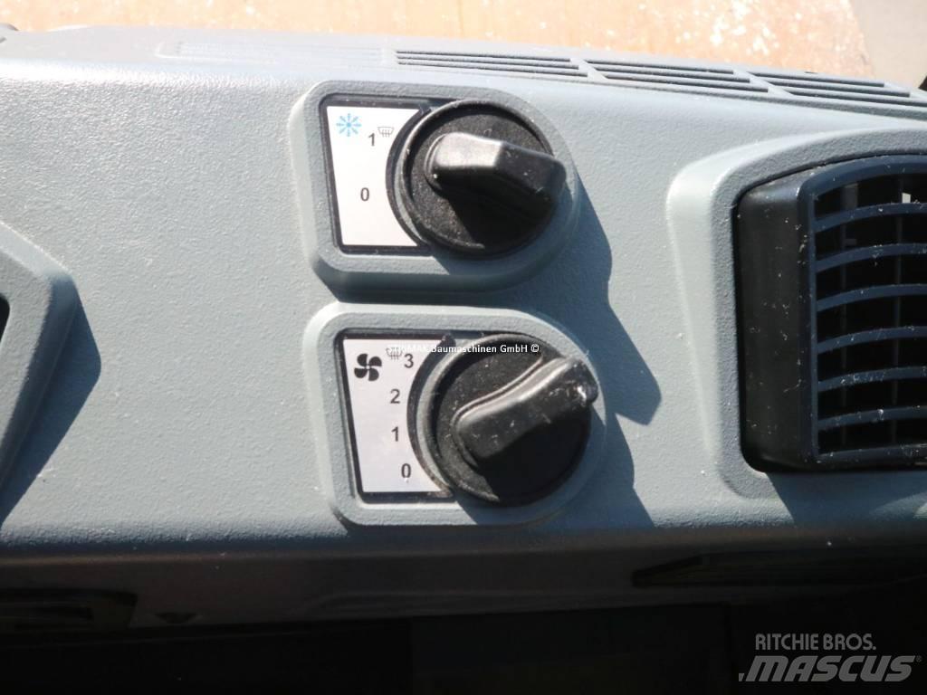 Bomag BW 211 D-50 Walzenzüge