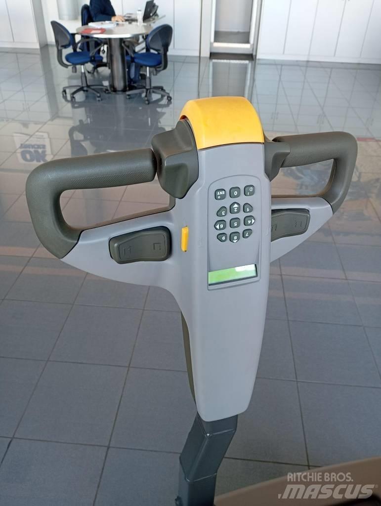 UniCarriers PS 125 Selbstfahrstapler