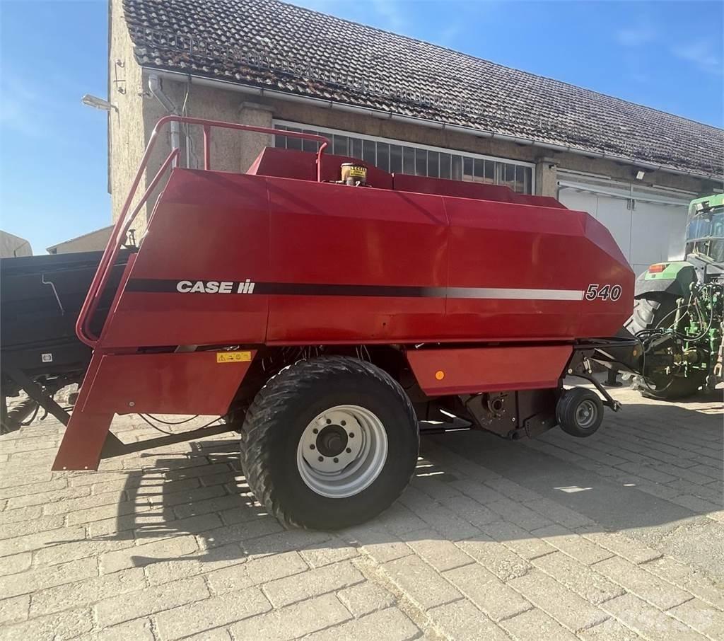 Case IH 540 Quaderpressen