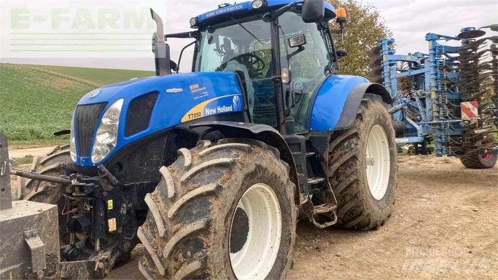 New Holland T7050 Traktoren