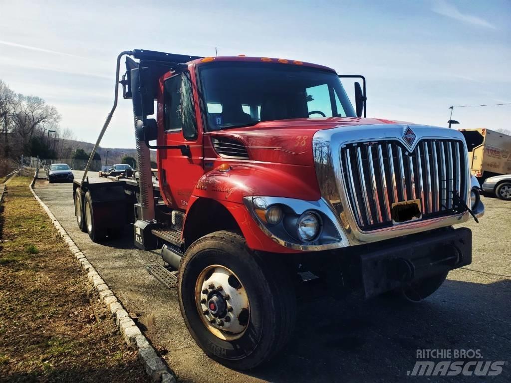 International WS7400 Abrollkipper