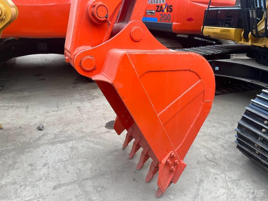 Hitachi 130 Raupenbagger