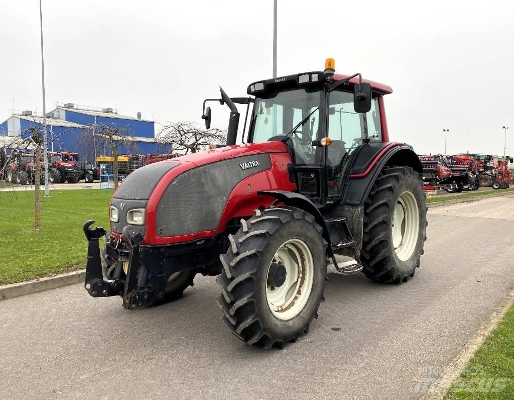 Valtra T 131 Traktoren