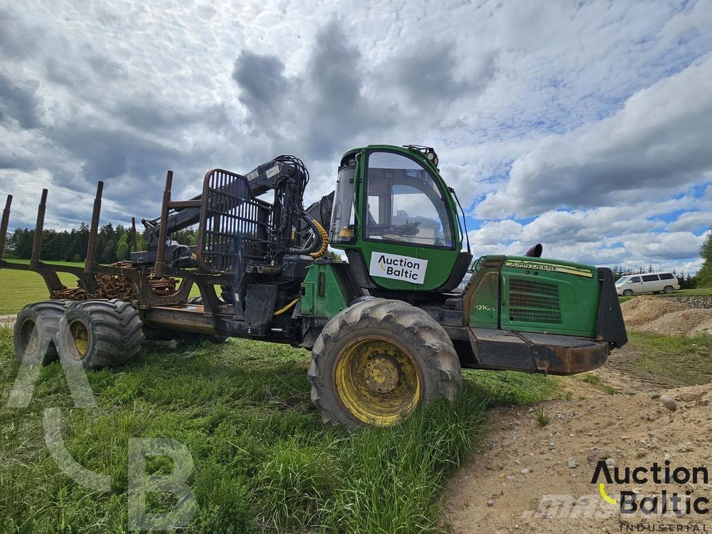 John Deere 1010 E Forwarder