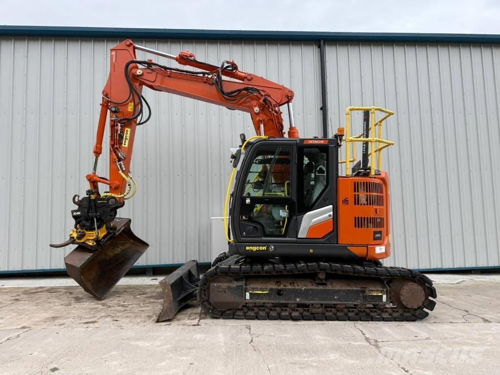 Hitachi ZX 135 US-7 Raupenbagger