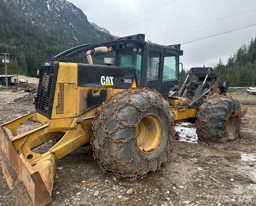 CAT 545 C Stammholzschlepper