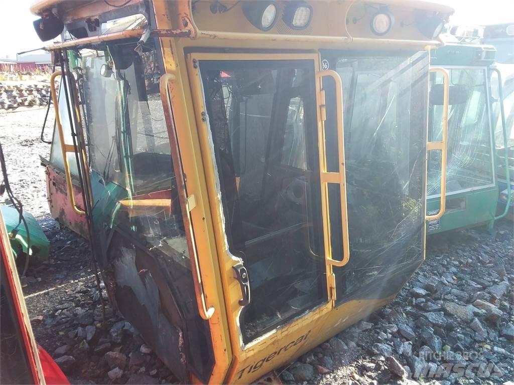 Tigercat 1075 Kabinen