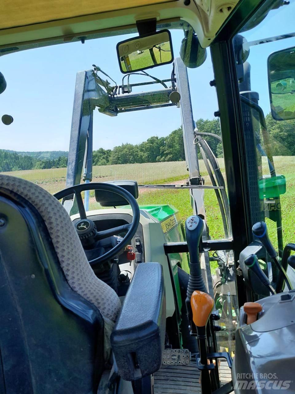 John Deere 5075M Traktoren