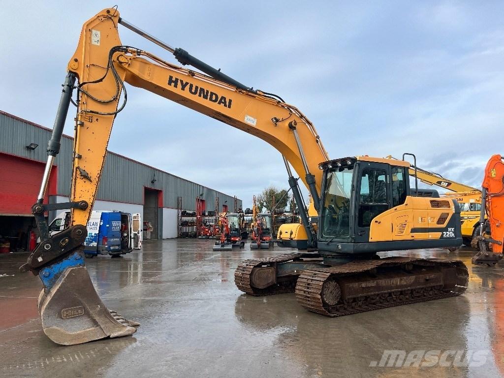 Hyundai HX 220 L Raupenbagger